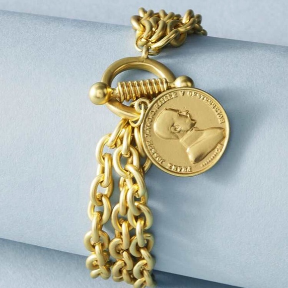 Jewelry - PEARL BRRACELET